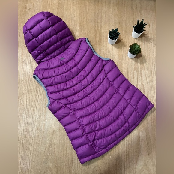 MacPac Down Puffer Vest - Picture 3 of 11